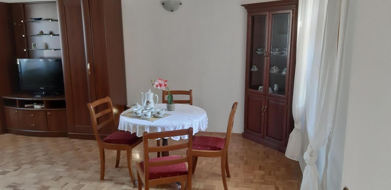 Apartman Bogdan Jelsa  Eksteriør bilde