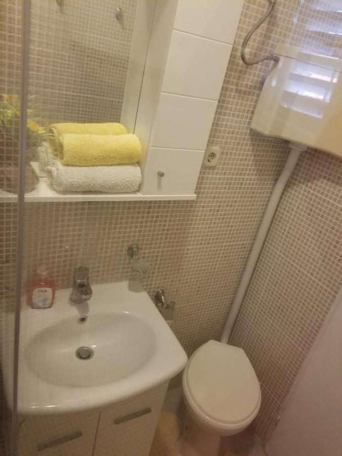 Apartman Bogdan Jelsa  Eksteriør bilde